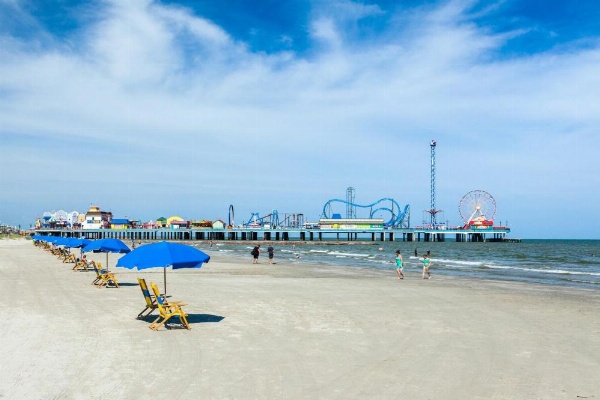 Seawall Condos image 14