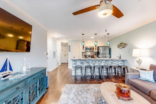 Seawall Condos image 20